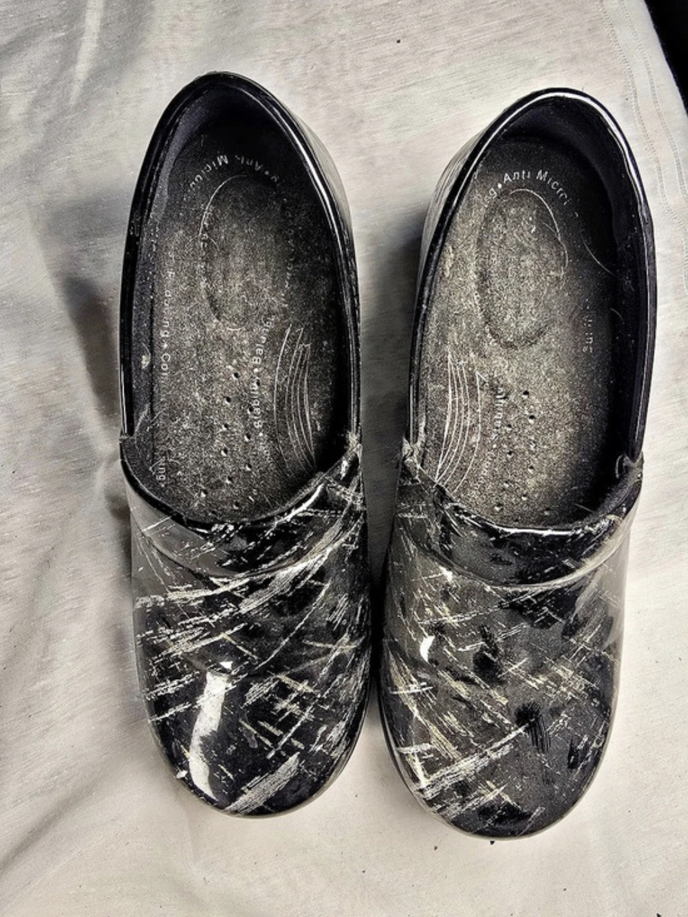 Klogs Mission Black Slip-On Clogs